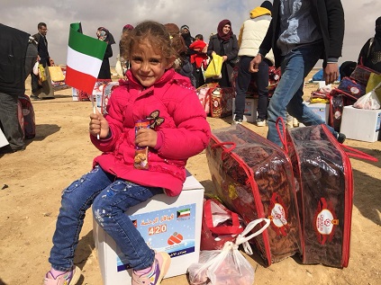 «الرحمة العالمية» تنفذ برنامجا إنسانيا للاجئين السوريين بالأردن